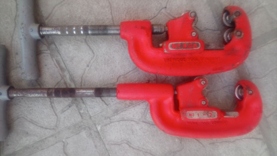 Ridgid 42A Висококачествена 4колесна тръборезачка 3/4"-2"