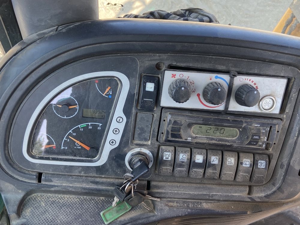Buldoexcavator jcb 3 cx easy control