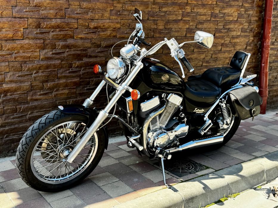 Suzuki Intruder VS 1400