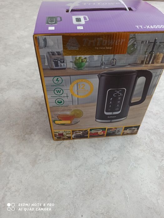 Чайник TriTower сенсорный белый новый