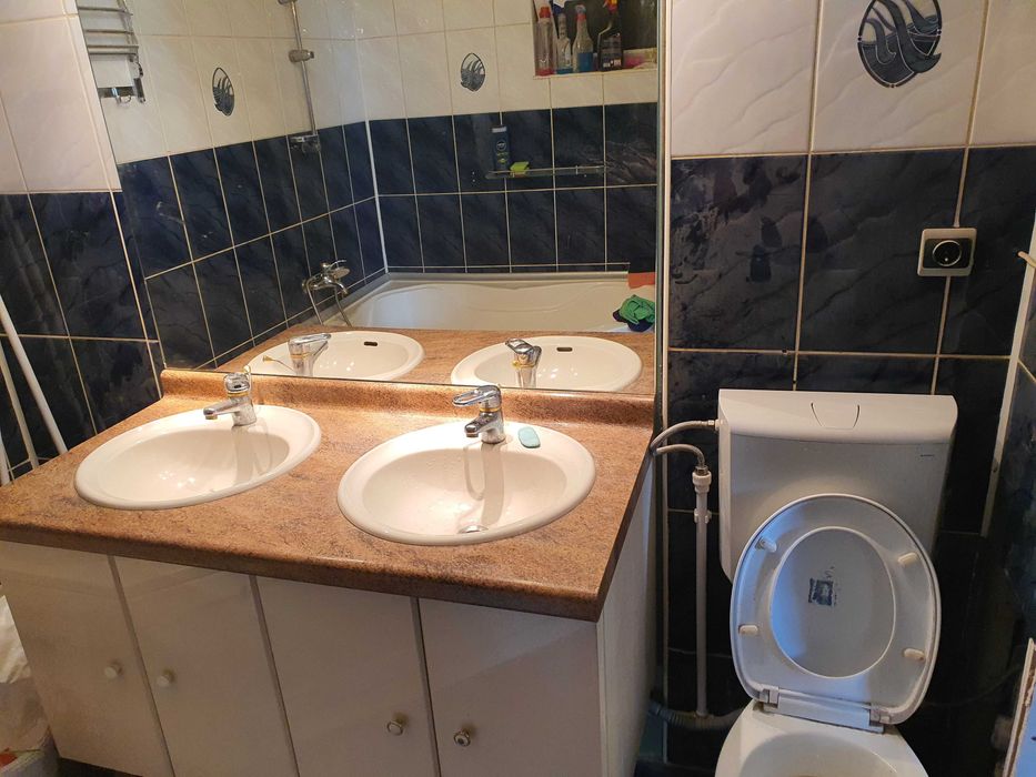 Inchiriez garsoniera, zona ultra centrala 35 m2 in Barlad