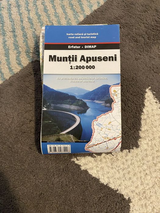 Vând hărți de drumeție- Vlădeasa, Apuseni, Făgăraș