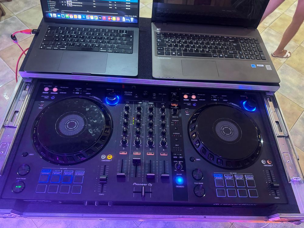Vand Consola DJ Pioneer FLX6
