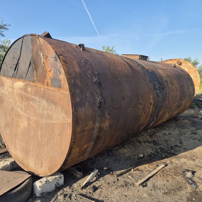 Продам 18 кубовую емкость б/у   размер жлина 5.70, диаметр 2.10