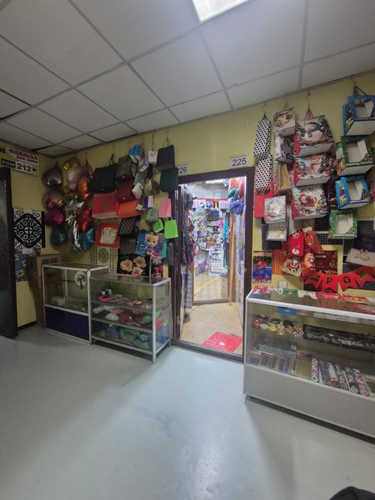 Продам отдел на мызы с товарами.