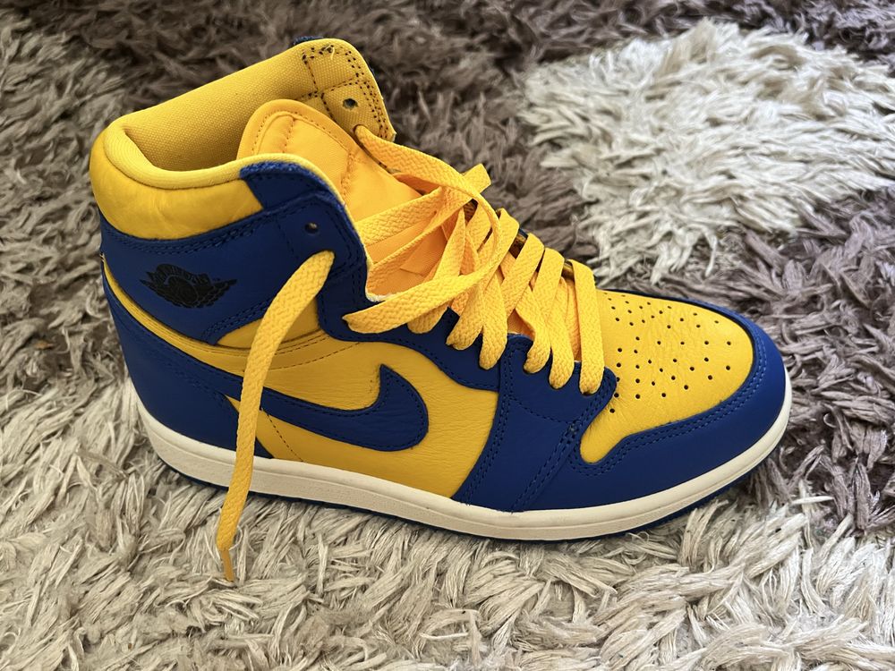 Jordan 1 High OG “Reverse Laney” WMN’S