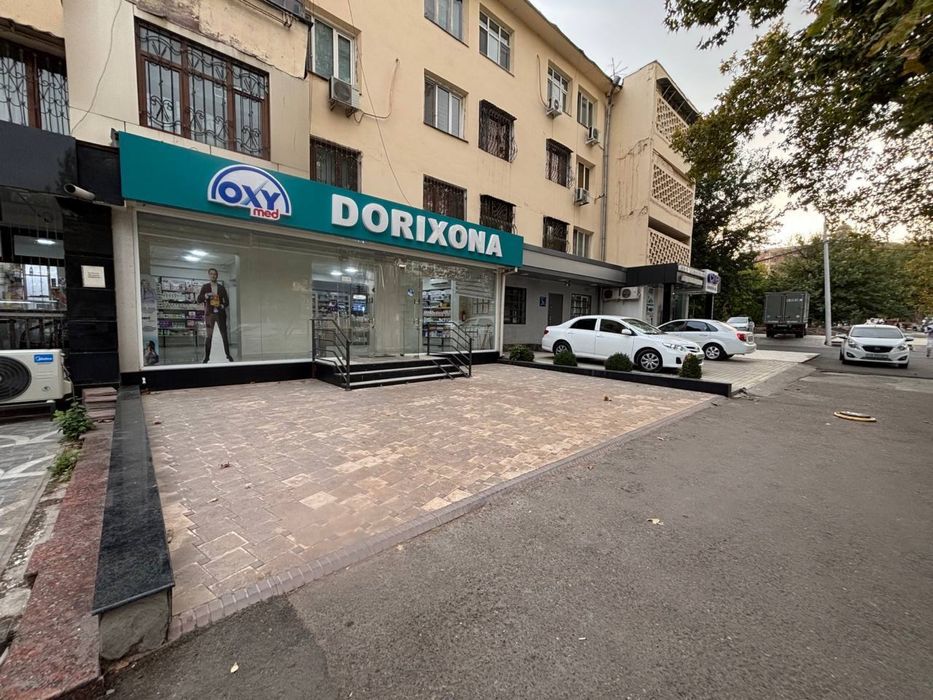 Аренда помищение аптека/магазин/турфирма Ц5 112м2