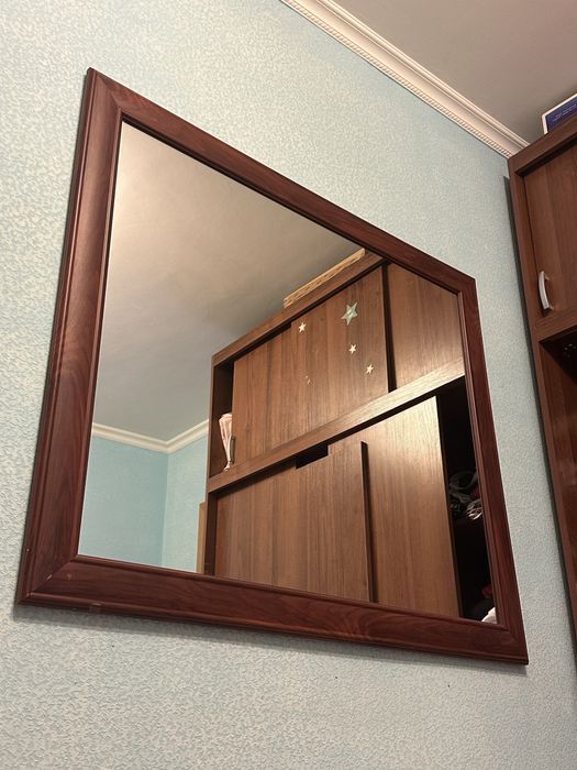 Продается зеркало