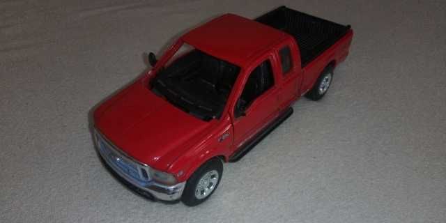 Chrysler, Ford F-350, Lamborghini, Mercedes AMG GT, PAJERO, Alfa 156