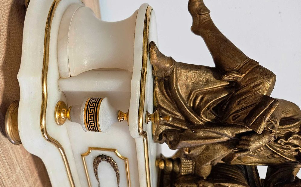 Ceas de semineu cu pendul Franta