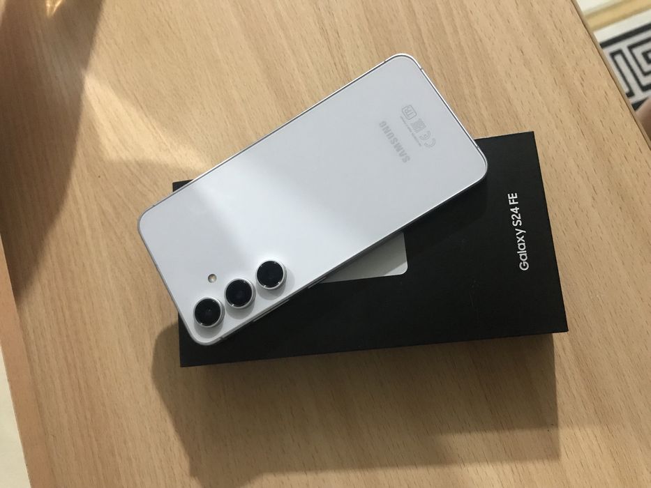 Обменяю Samsung S24 FE 5g 12/256Gb!