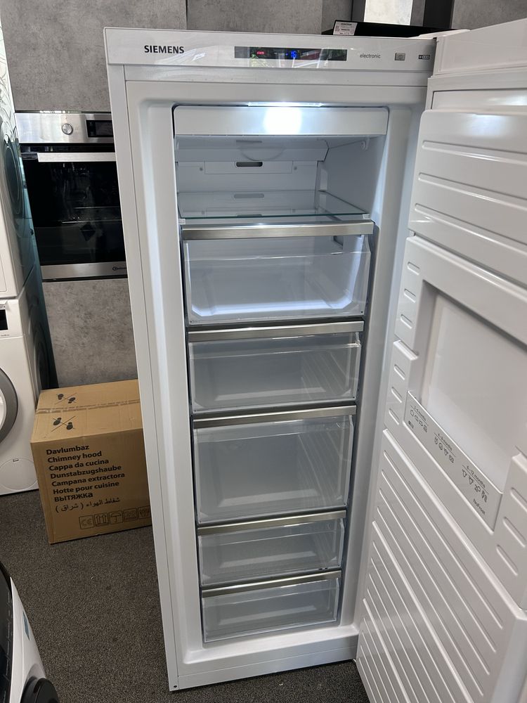 А++ инвертор Вертикален Фризер Siemens GS29NAW30 – NoFrost, 200 л, A++