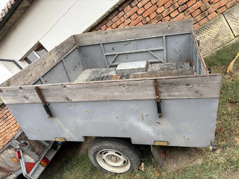 Ремарке-руско с документи