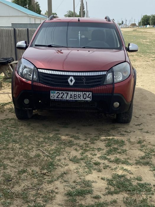 Рено сандеро