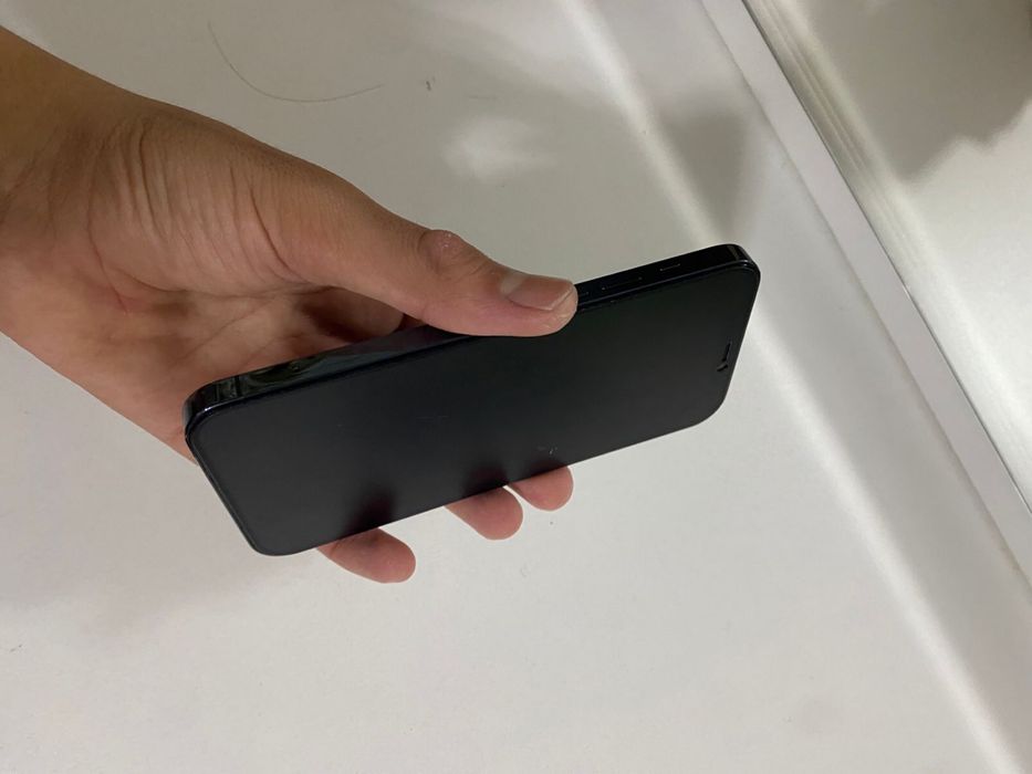 Продам iPhone 12 Pro