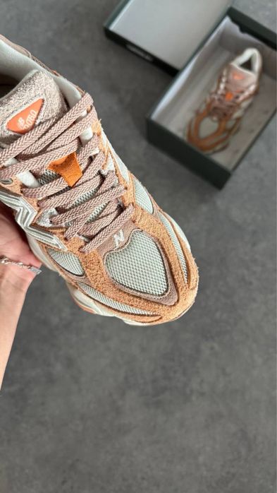 New Balance 9060 “Flat Taupe