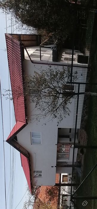 Casă 5 camere , teren 370mp în Bran Poarta