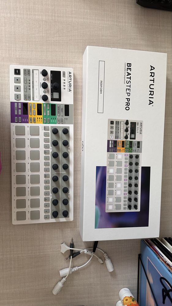 Arturia  BeatStep Pro Controller & Sequencer