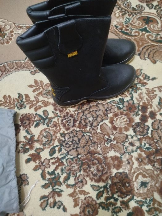 Продам спецодежду