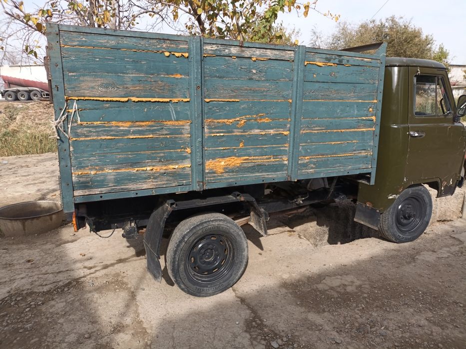 Uaz moshina yaxshi xolatda