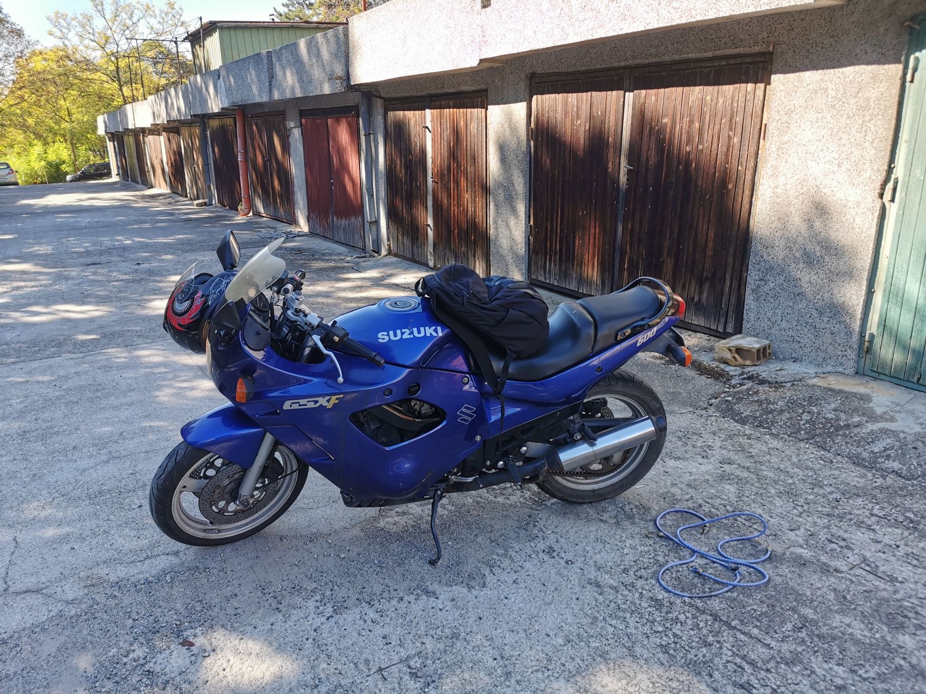 Suzuki GSX600 F KATANA A2
