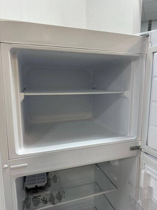 Frigider VORTEX, VDD22SWH01V, doua usi, 212 l, H 144 cm, Clasa F, -A-