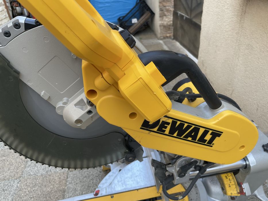 Dewalt masina de taiat la unghi dws780-qs tipe12