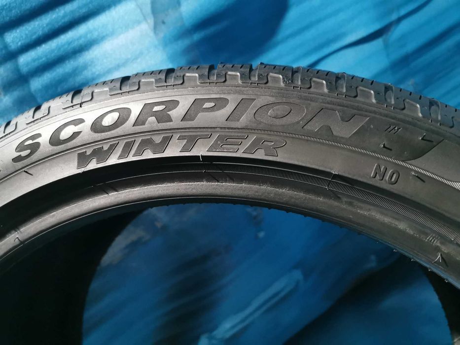 275/40/21  - 305/35/21 pirelli m+s 4 buc