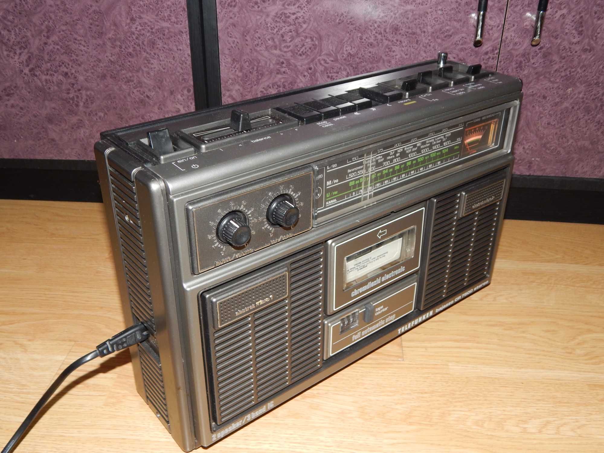 TELEFUNKEN BAJAZZO CR7500 , radio casetofon , vintage