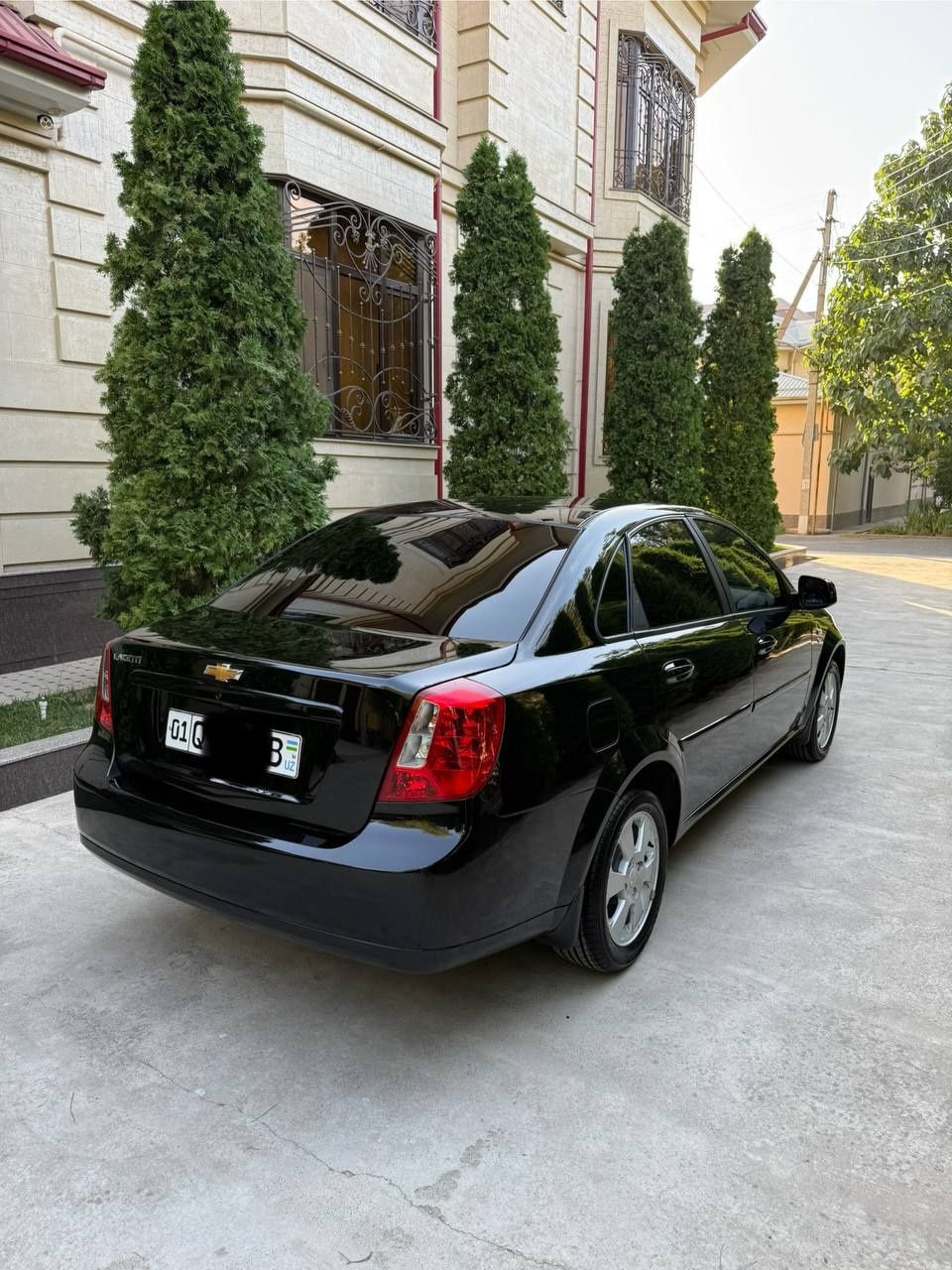 2023. Gentra Avtomat karobka. Bez Lyuk. 12.000 KM.