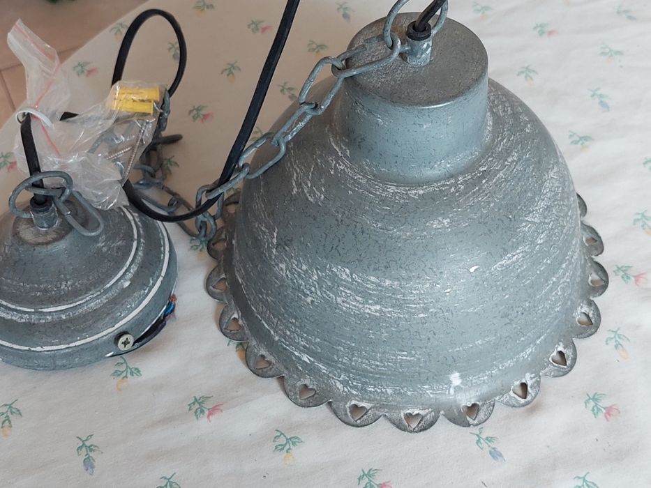 Таванна лампа във винтидж стил