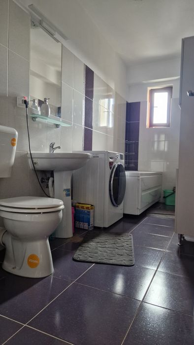 Se închiriază apartament 2 camere , bloc noudecomandat