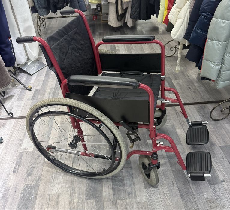 Продам инвалидное кресло-коляска