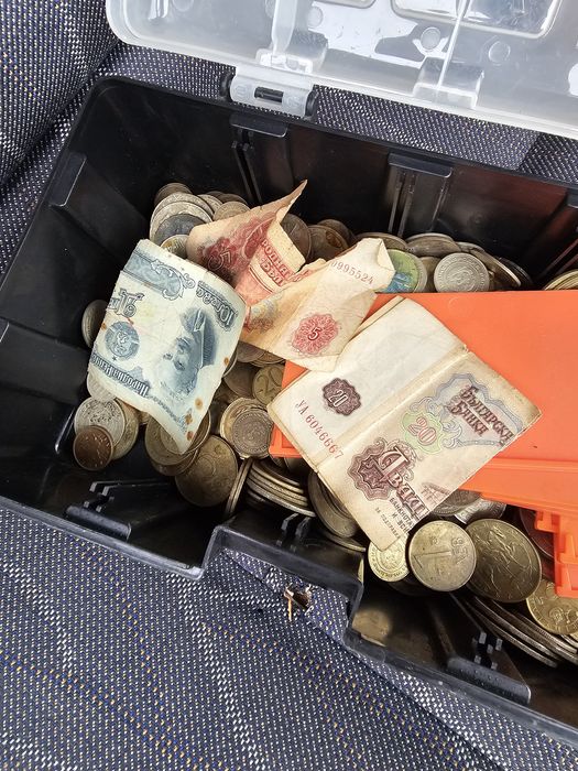 Лот стотинки България