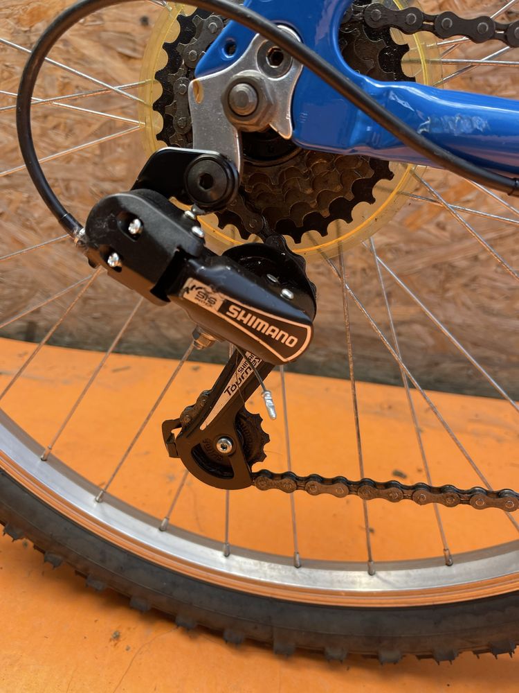 Bicicleta indi cadru aluminiu roti 26” aproape noua