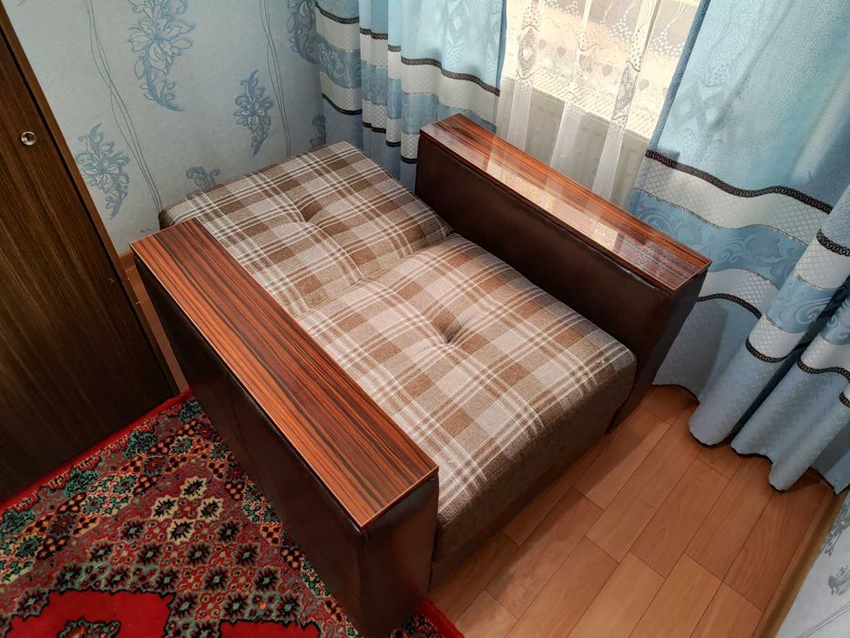 Продаю новое кресло-кровать в отличном состоянии не использовалось.