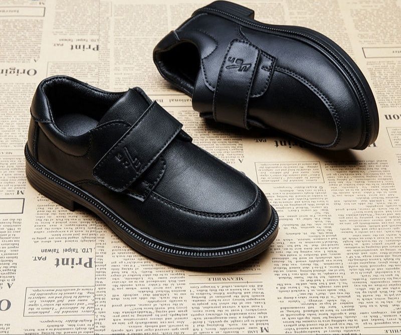 Продам туфли, рубашка и брюки в подарок