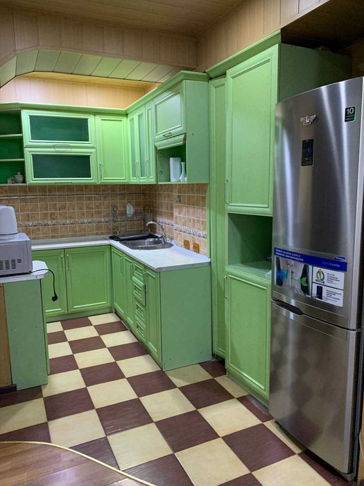 Мирабадский район
Продается квартира. 3/3/4 - 78 кв2 метро. Ойбек