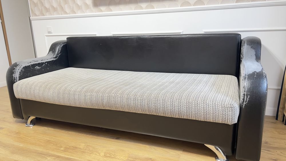 Продаётся б/у диван