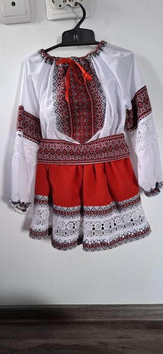 Costum national/traditional 4-6 ani
