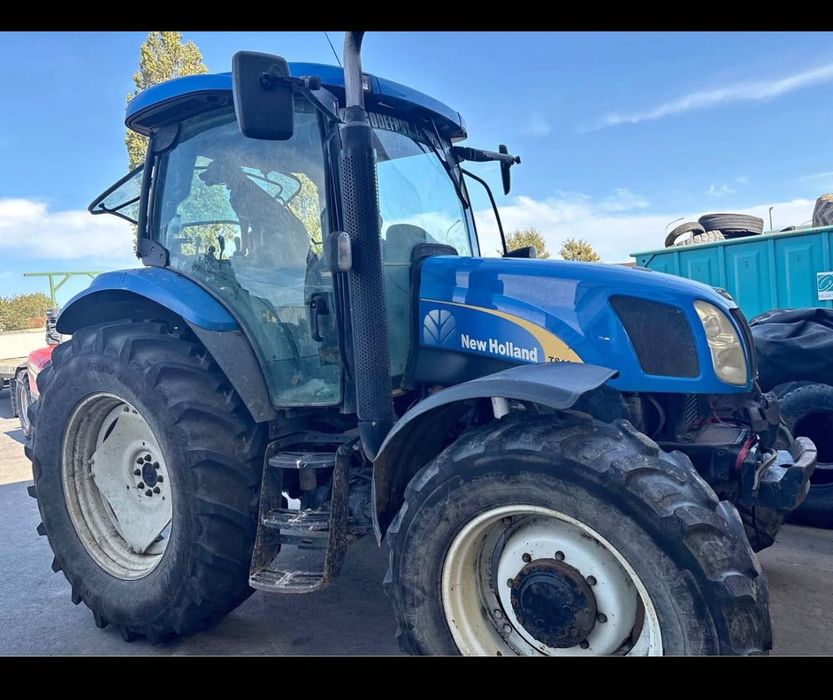 New Holland TS 100