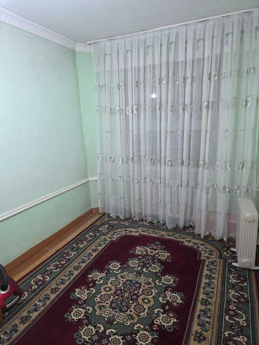 4 хонали квартира сотилади, 3 этаж, 80 кв.м.