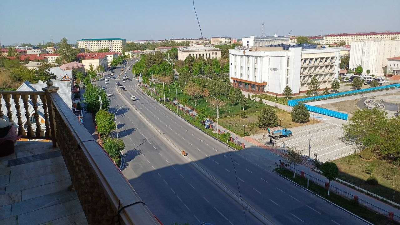 Фрунзенская массив А.Навоий Шох кучаси 30дом 49 квартира