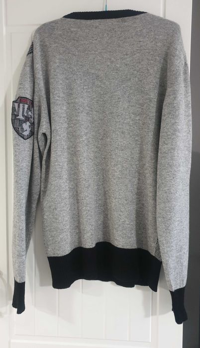 Пуловери от вълна