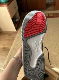 Jordan Nike adidasi