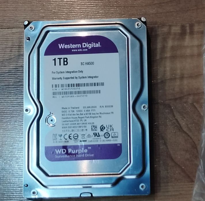 Wd 1 TB purple в новом состоянии