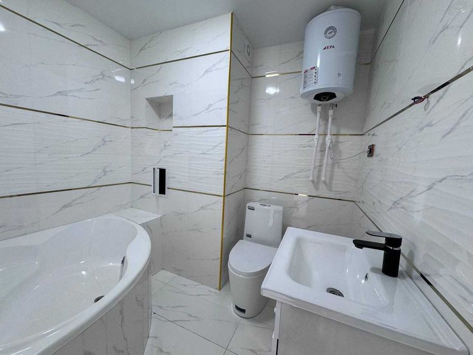 3 хоналик квартира 6 этаж янги лифтлик дом , бухара сити латтико