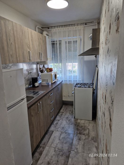 De închiriat apartament cu 2 camere