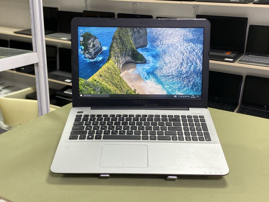 Ноутбук ASUS i3-5010U / 8GB RAM / SSD 240GB. Быстрый и надежный.