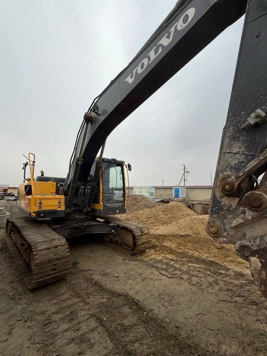 Ekskavator Volvo EC210BLC arendaga beriladi — 60 mln/oy
